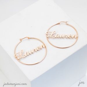 CUSTOM HOOPS